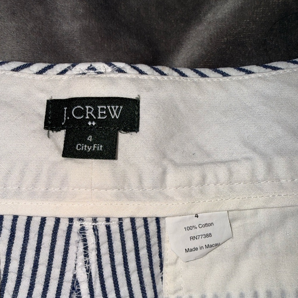 Classic J.Crew Striped Seersucker "City Fit" Shorts - Size 4 - Picture 4 of 4